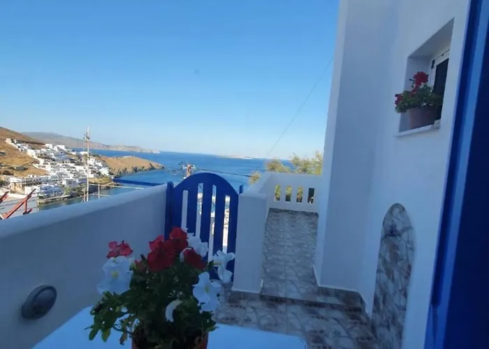 Lenio's Case de vacanță Pera Gyalos