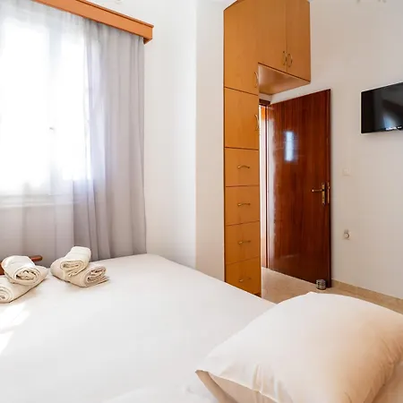 Lenio's Tatil Evi Pera Gyalos