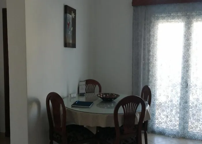 Дом отдыха Lenio's Pera Gyalos